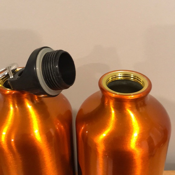 Two Dunkin Donuts Metal Travel Bottle Flask, 23oz - Picture 4 of 6